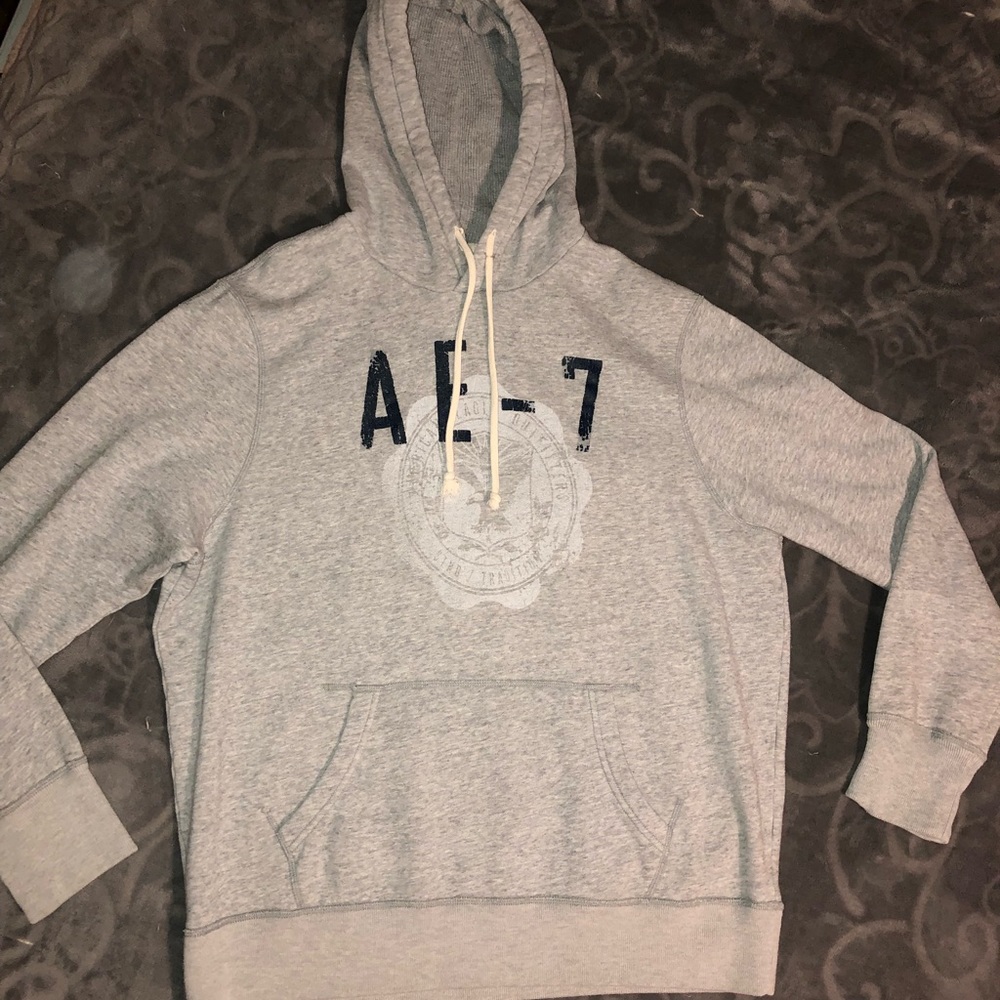 Grey sweatshirt
